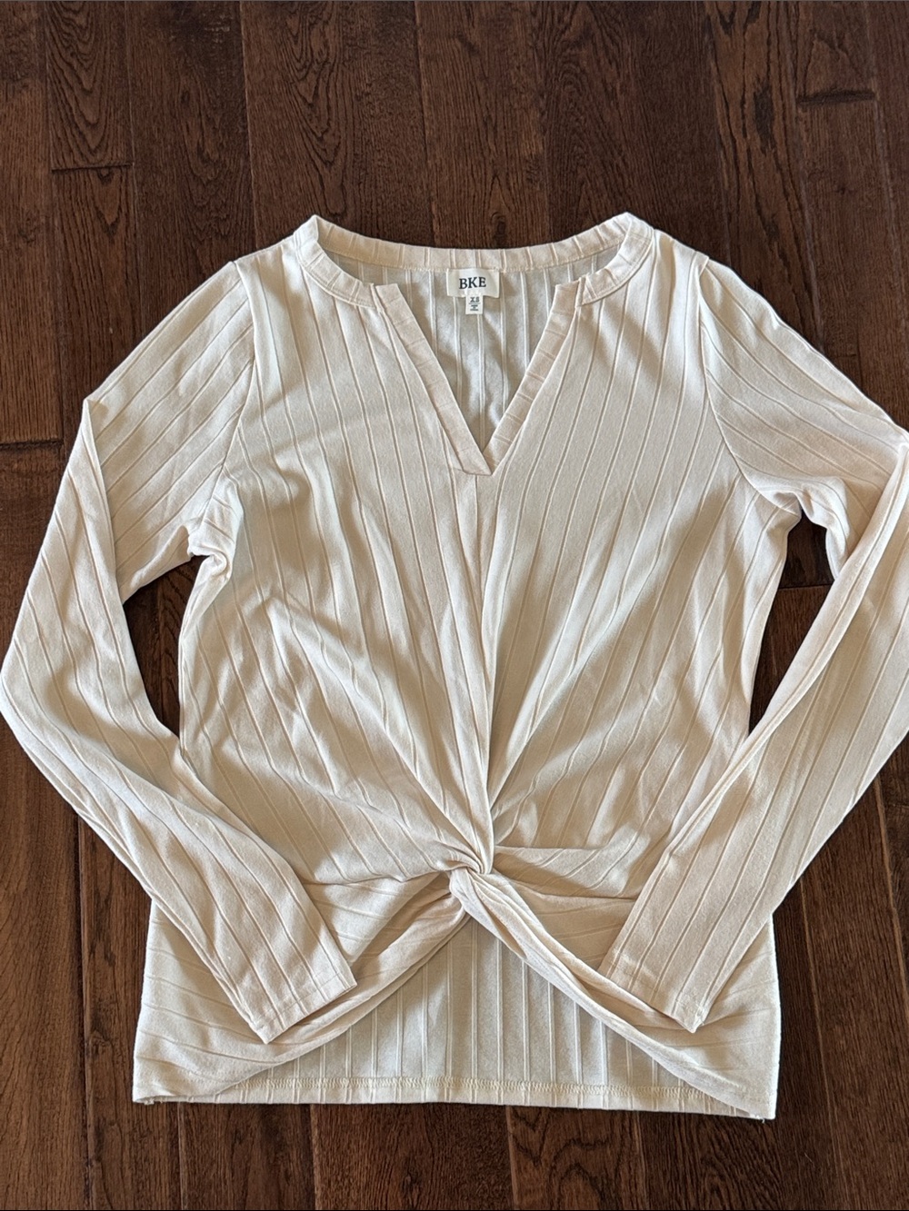 BKE Cream Ribbed Twist-Knot Long Sleeve Top